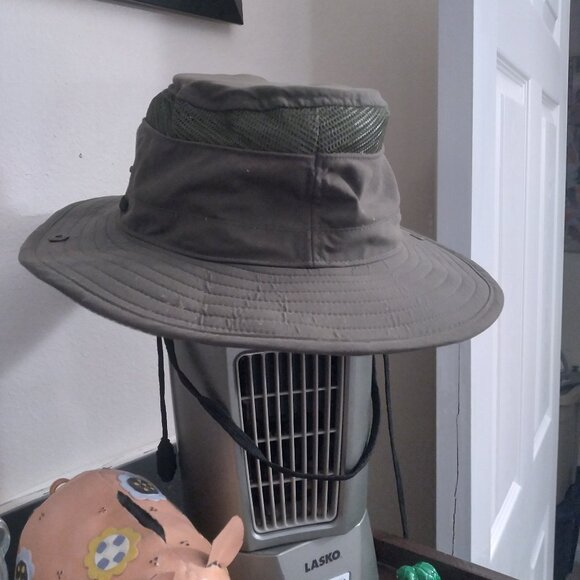Outdoor Sun Hat - NWOT - Picture 1 of 4